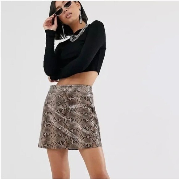 Blank NYC Snake print Mini Skirt - Picture 1 of 11